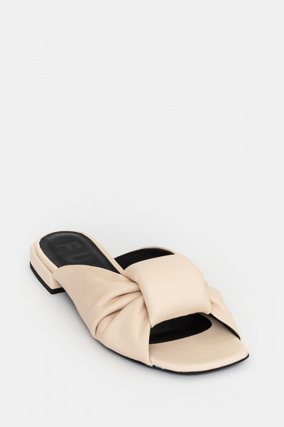 Жіночі мюлі Furla молочні - FR244